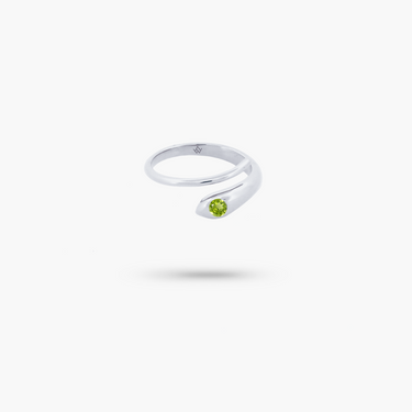 Amare Wear 925 Sterling Silver Peridot Snake Ring