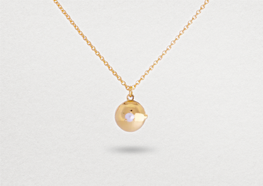 Amare Wear Petite Necklace – Pearl Whisper Locket