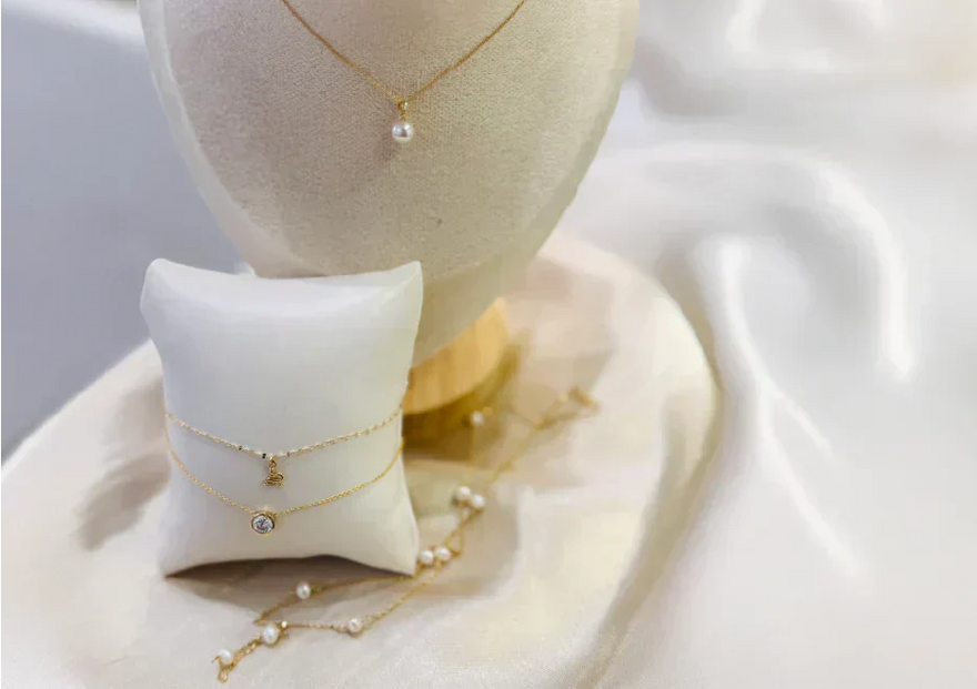 Why Your Jewelry Doesn’t Sparkle Like It Should (and How to Fix It)