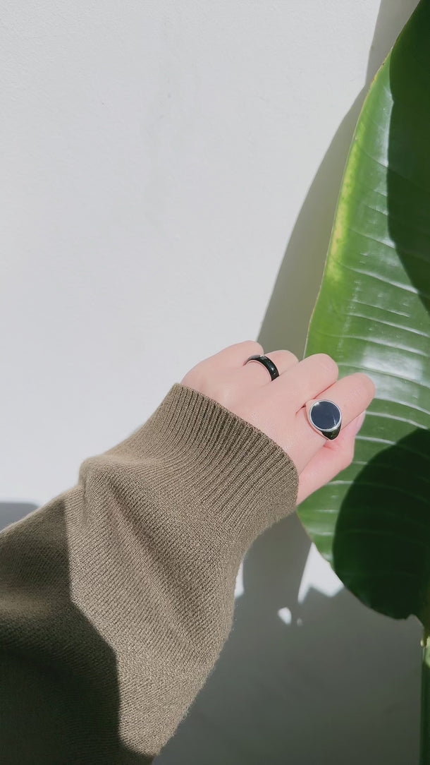 video modelshot for Men’s & All Gender Collection: Onyx Black Signet Ring